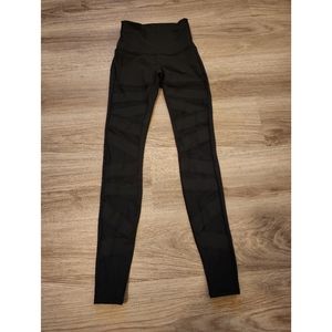 Lululemon High Rise Tech Mesh